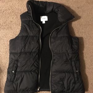 Old Navy//Puffer Vest Black